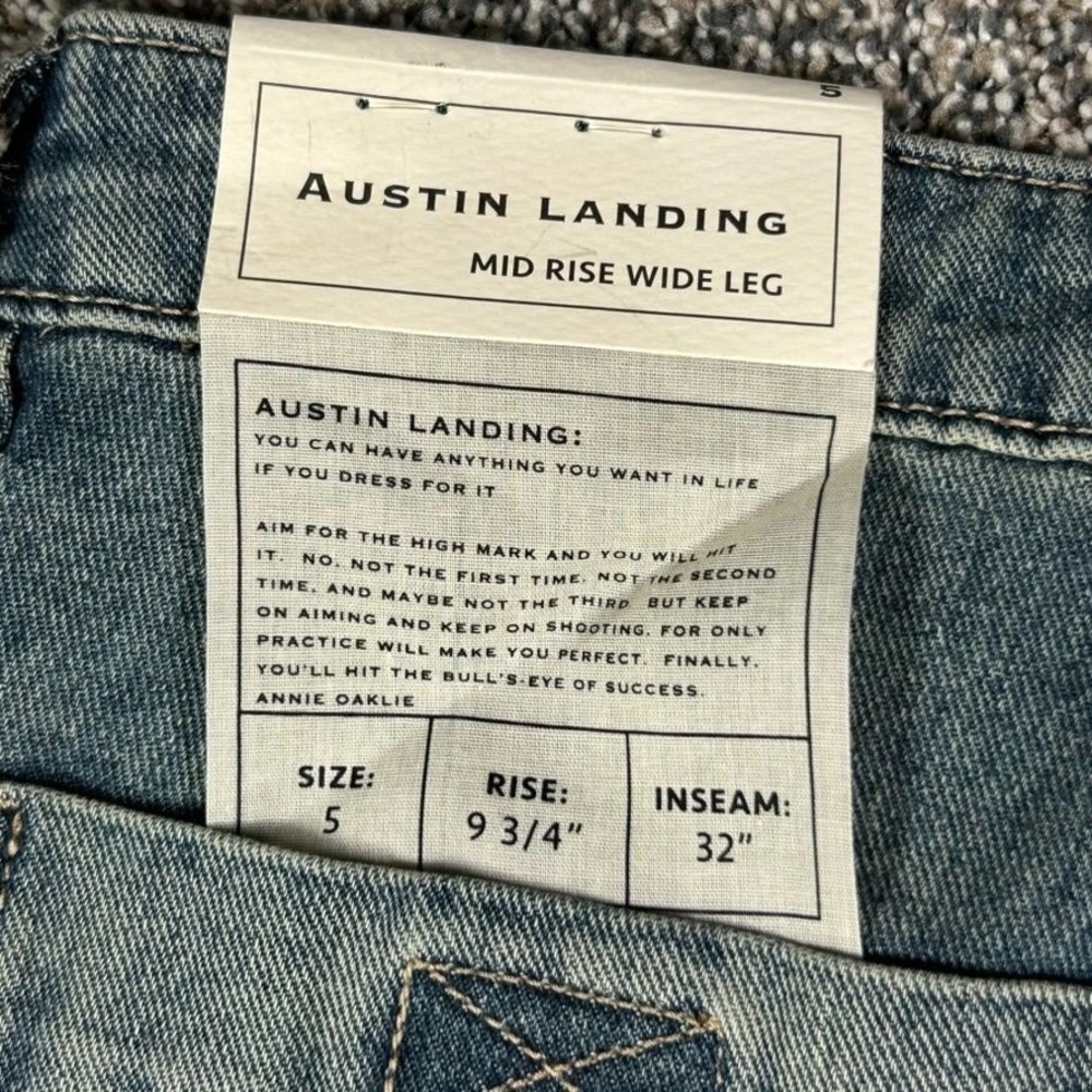 NEW Austin Landing Mid-rise Wide Leg Baggy Jeans Womens 5 Denim Cargo Pockets - Picture 11 of 16